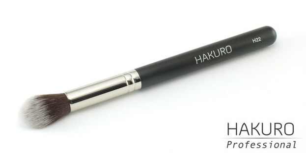 Hakuro H22 - Pędzel do nakładania korektora i kosmetyków rozświetlajacych
